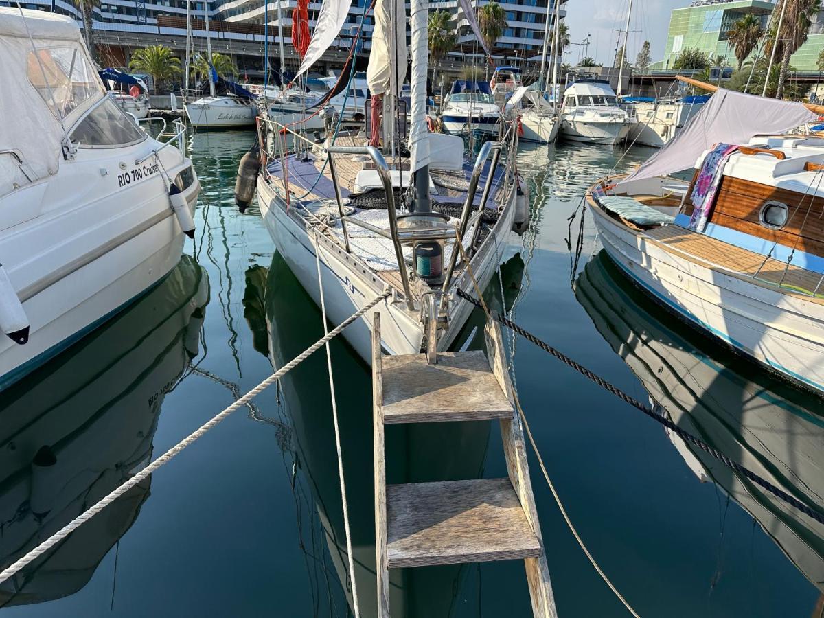 Unique Wooden Sail Yacht + 2 Bikes Included! Hotell Sant Adria de Besos Eksteriør bilde